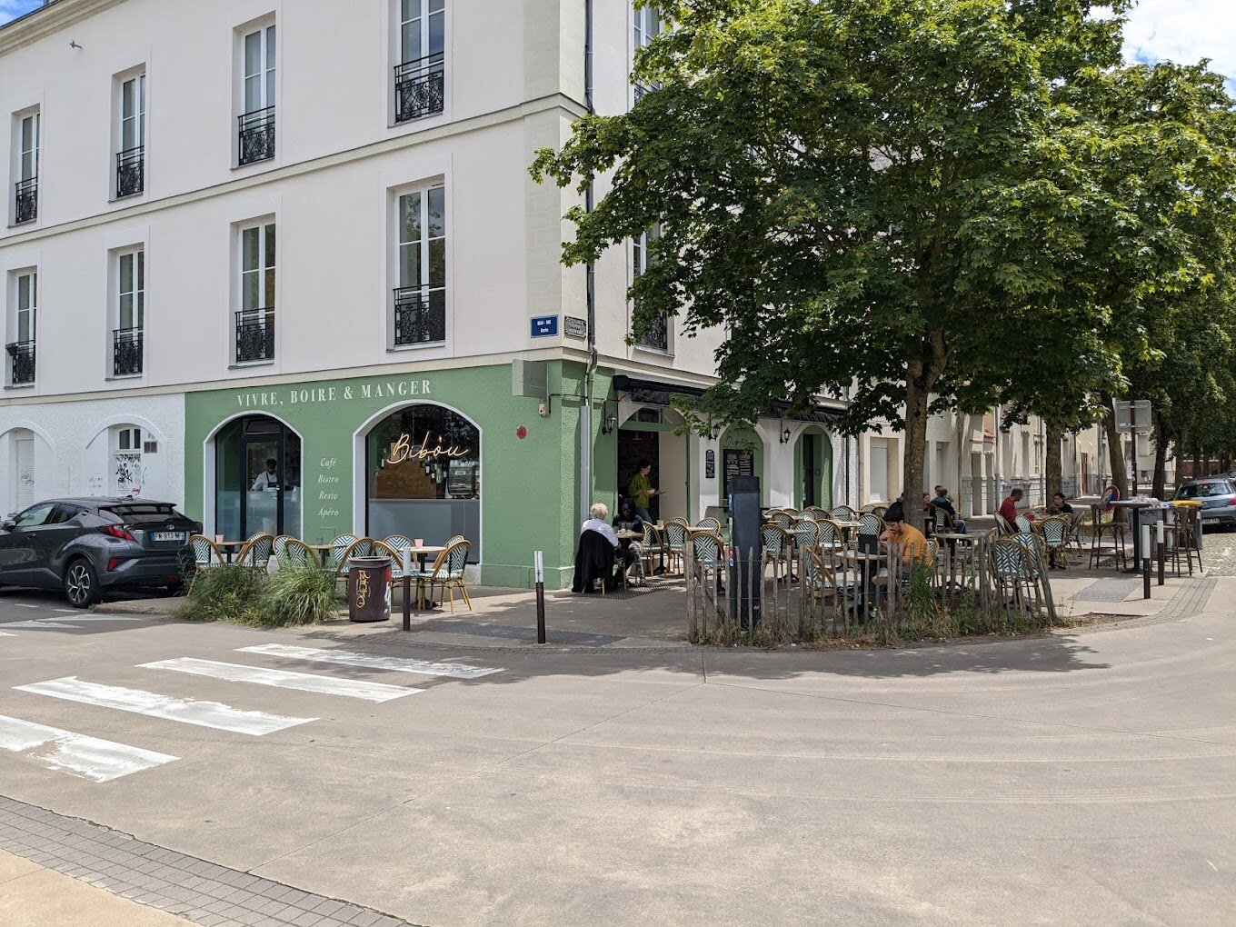 Restaurant Bibou — façade rénovée
